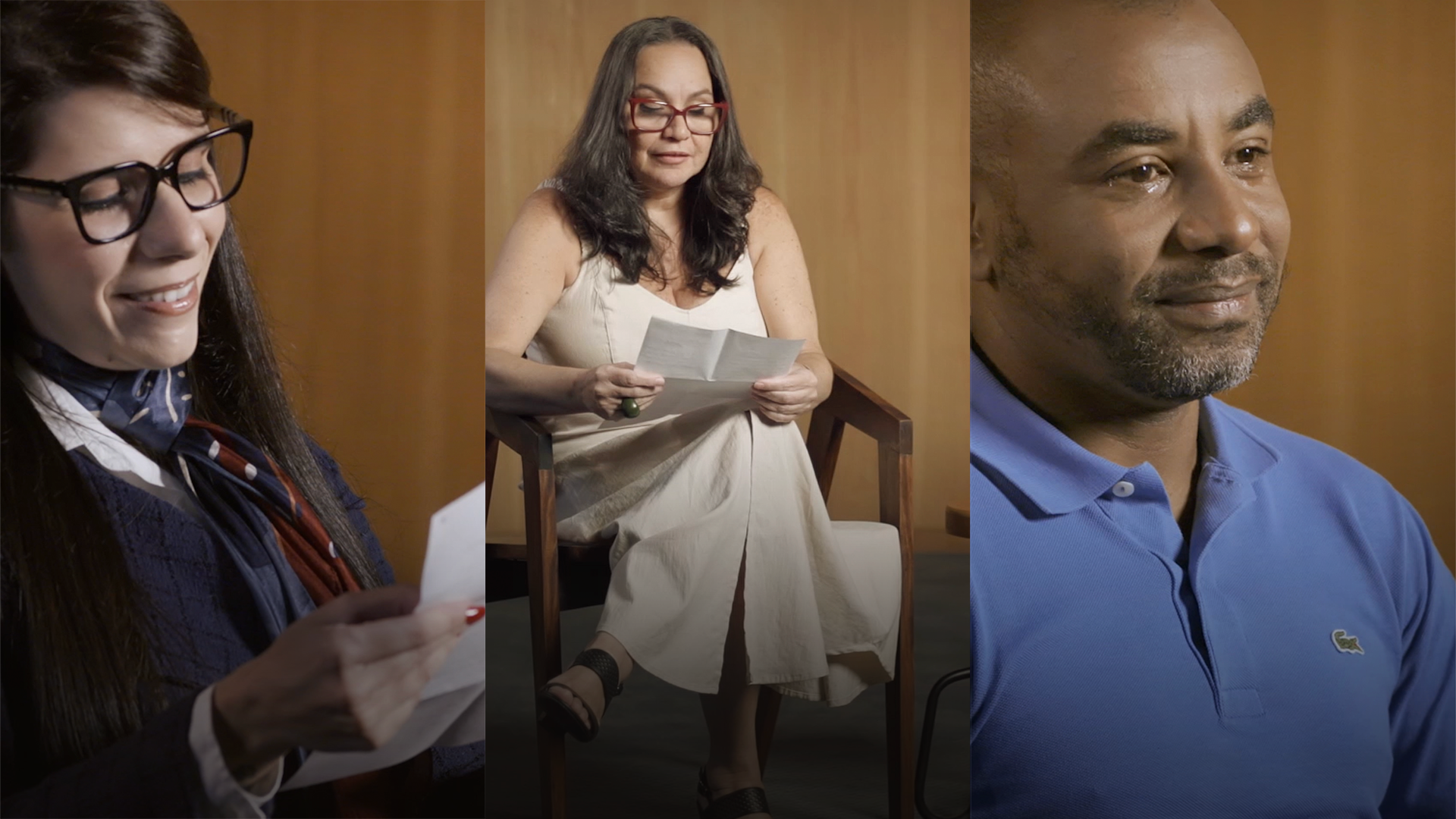 Funcionários da Previ leem cartas de clientes em campanha de aniversário